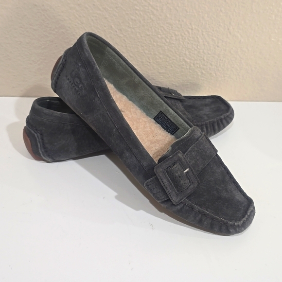 UGG Shoes - 🎆 UGG RETREAT SUEDE SHEARLING LINED LOAFERS MOCCASIN
